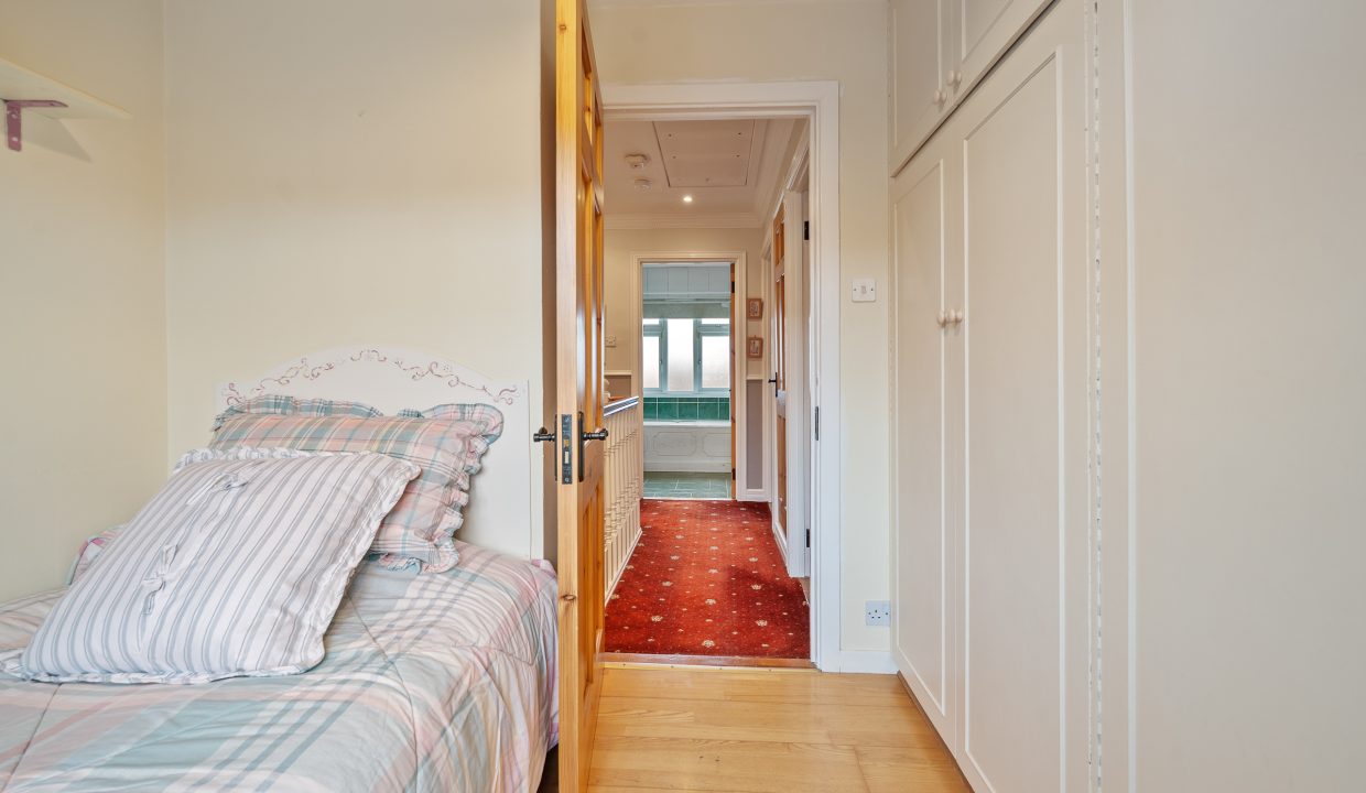 13 Parkwood Close - interior-26