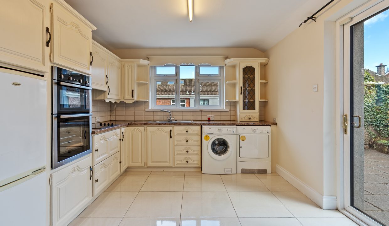 13 Parkwood Close - interior-9