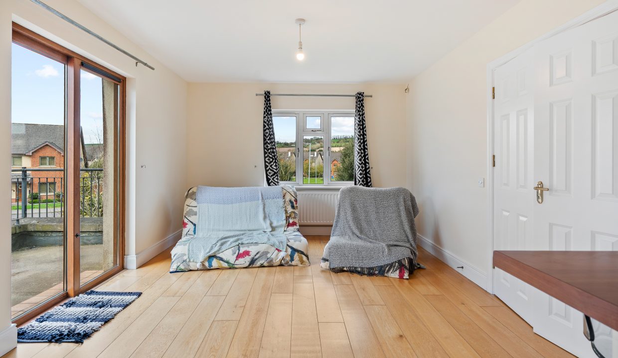 14 Pine Court - interior-15