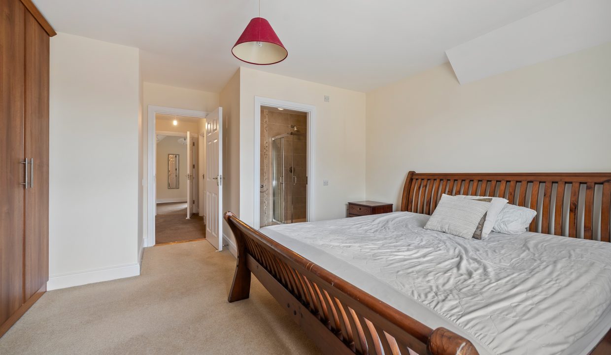 14 Pine Court - interior-23