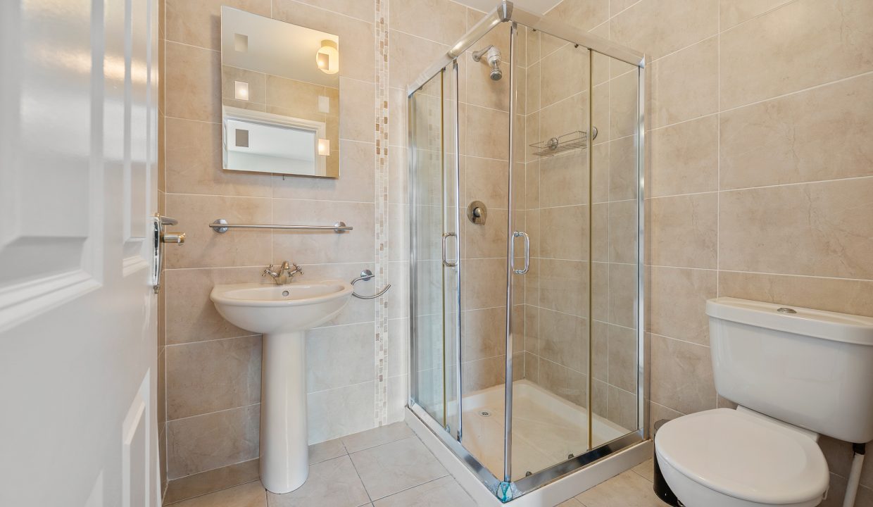 14 Pine Court - interior-24