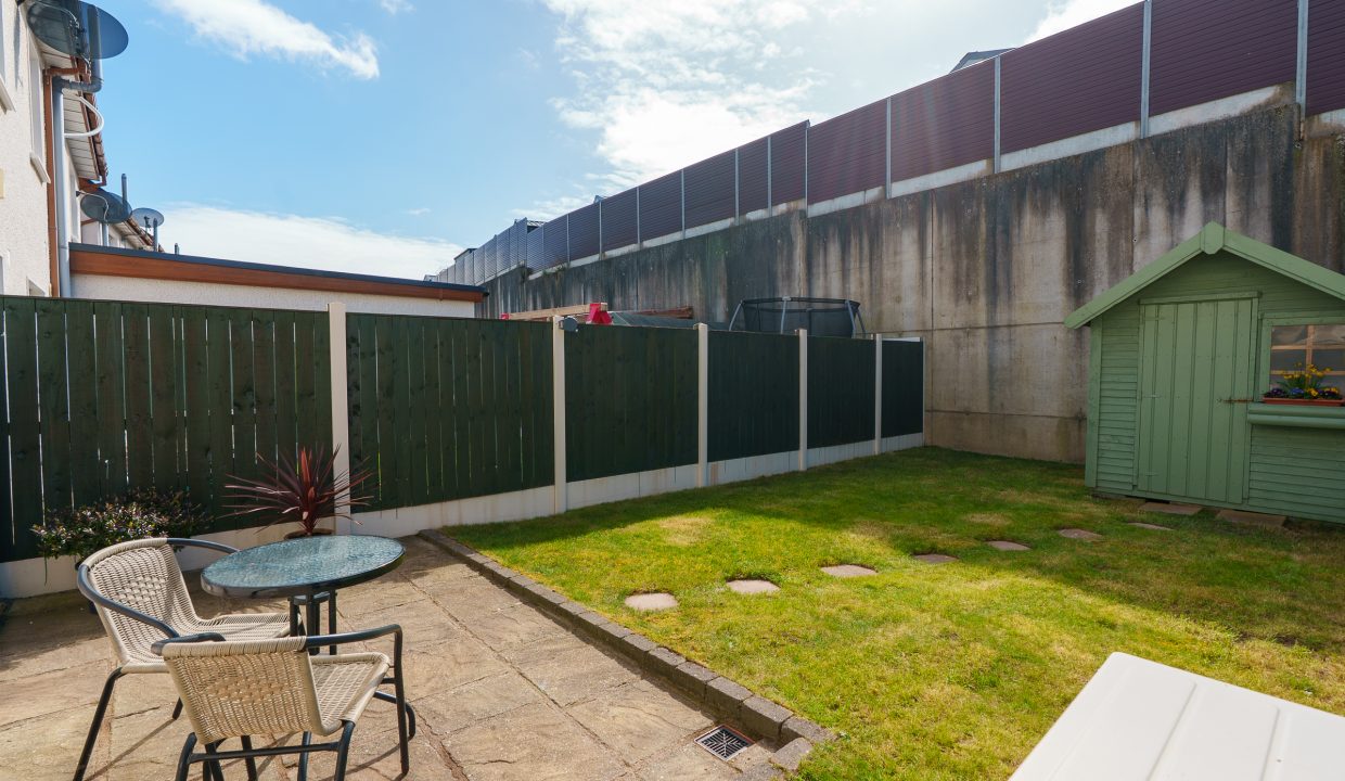 21 Laharran East - exterior-2