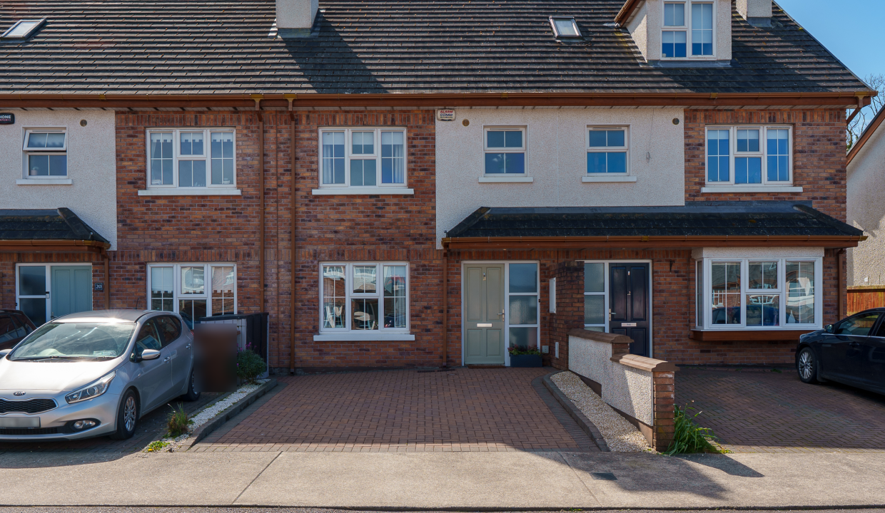 21 Laharran East - exterior-6 BLUR