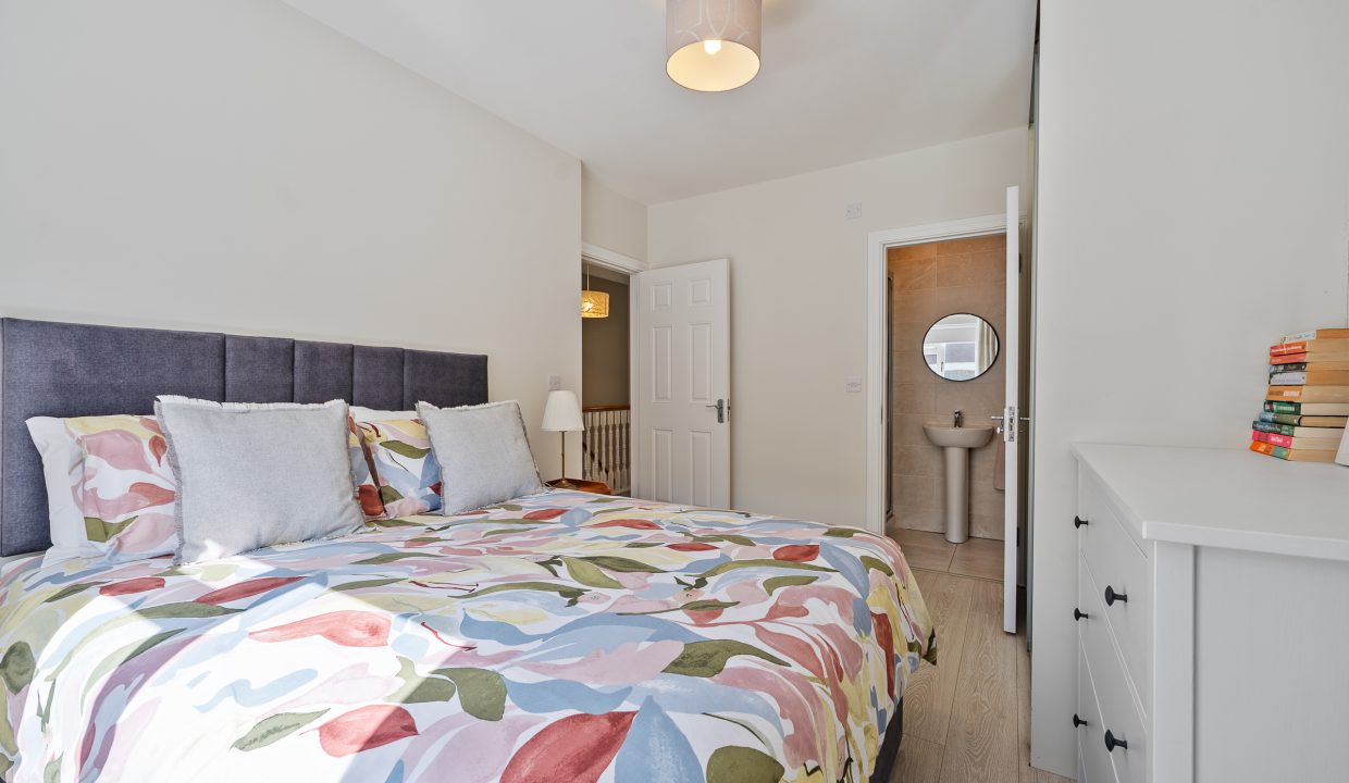 21 Laharran East - interior-22