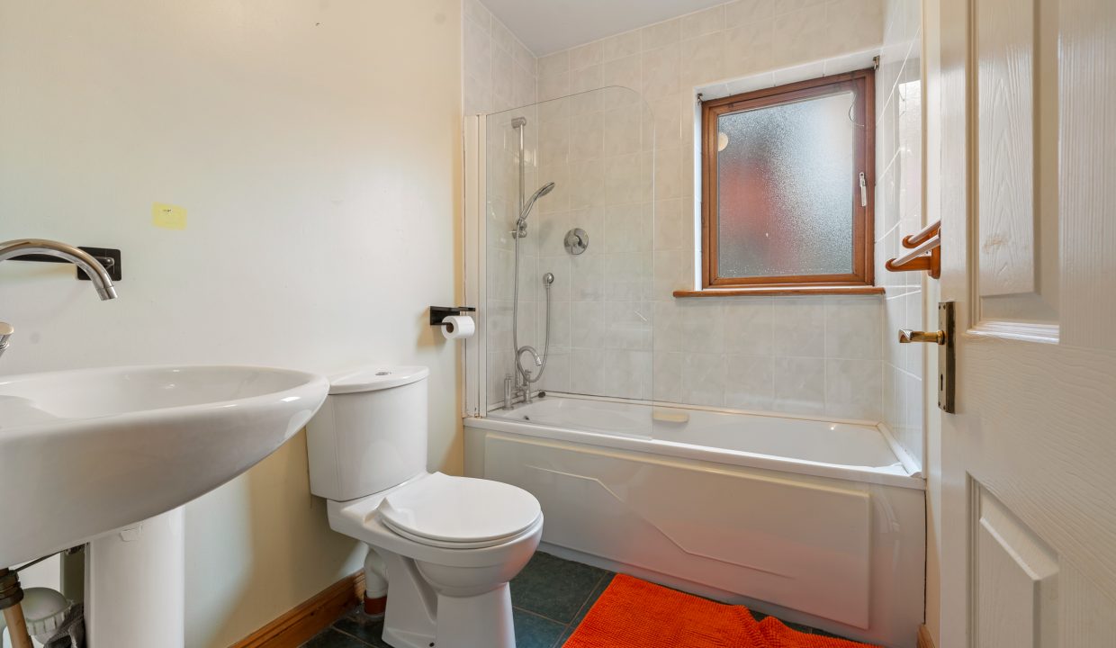 21 Oakridge - interior-19