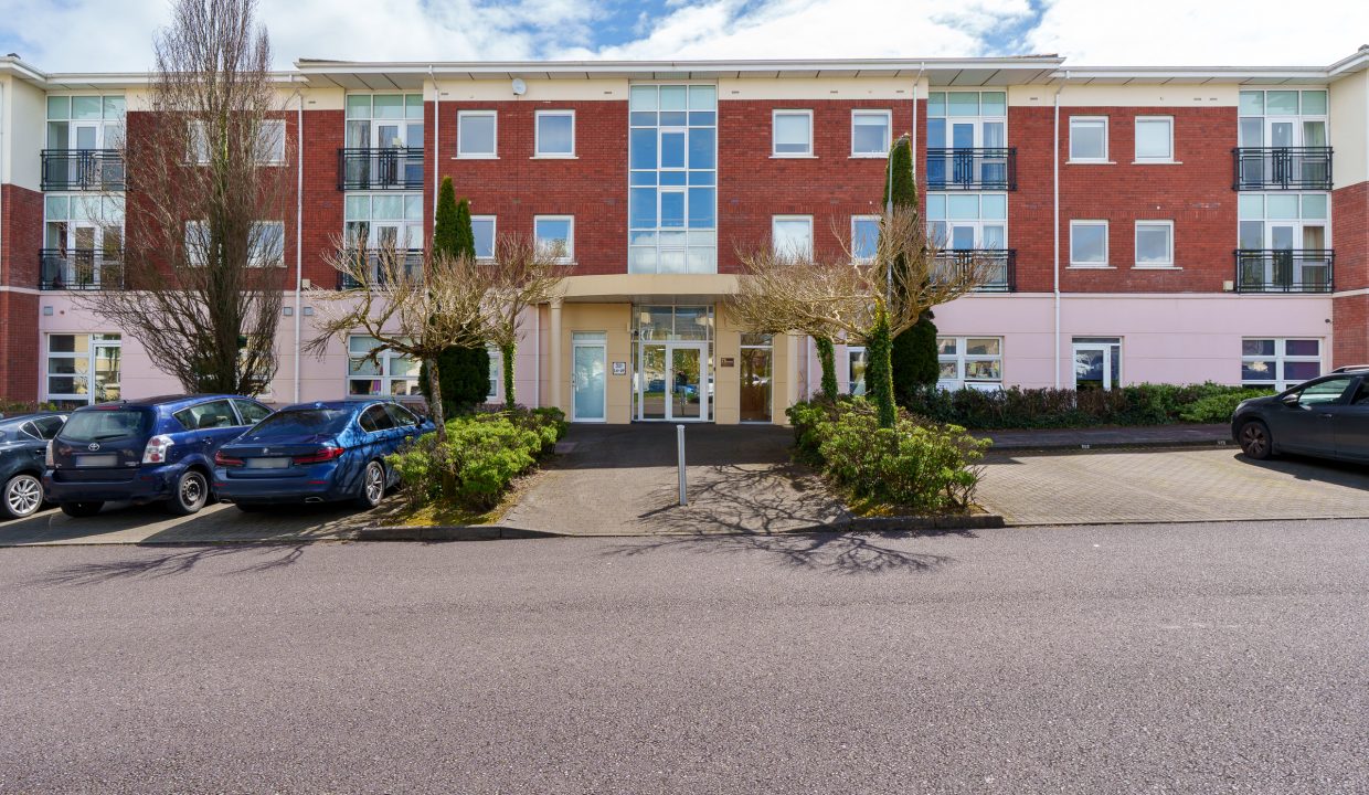 23 Maple Court - exterior-7