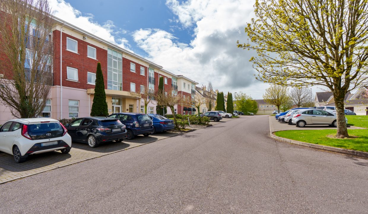 23 Maple Court - exterior-8