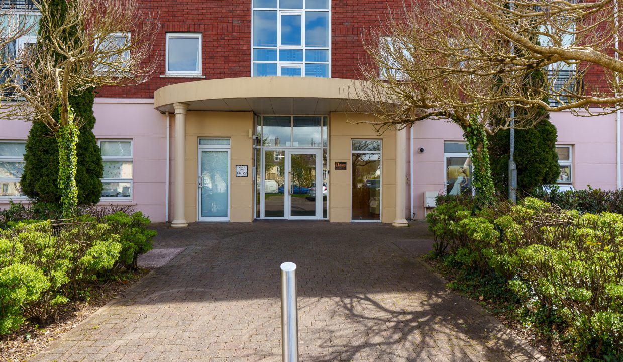 23 Maple Court - exterior-9