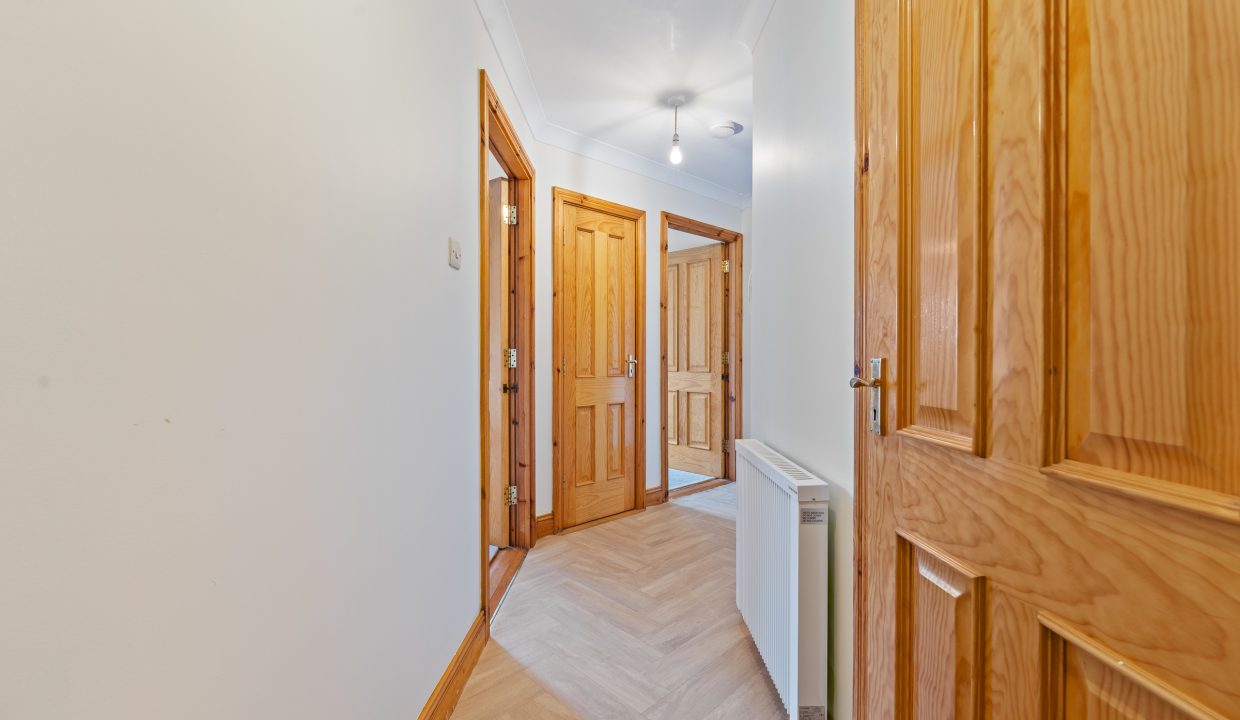 23 Maple Court - interior-1