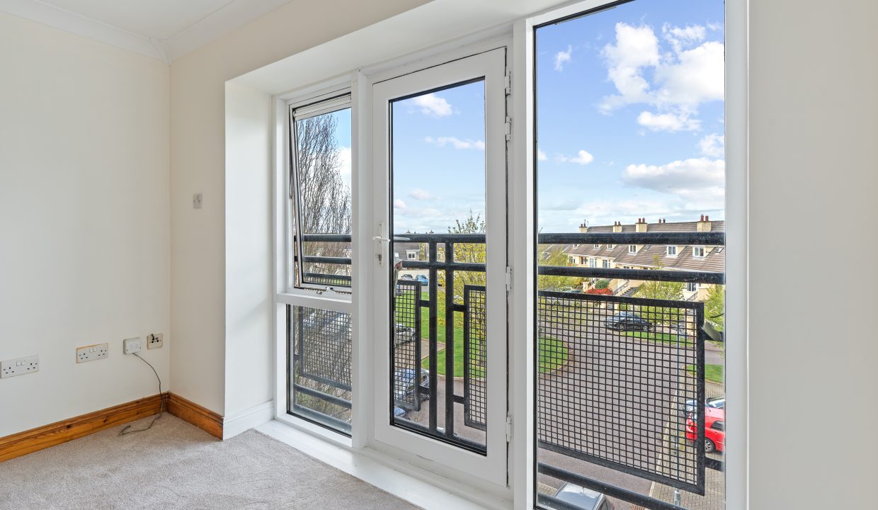 23 Maple Court - interior-13