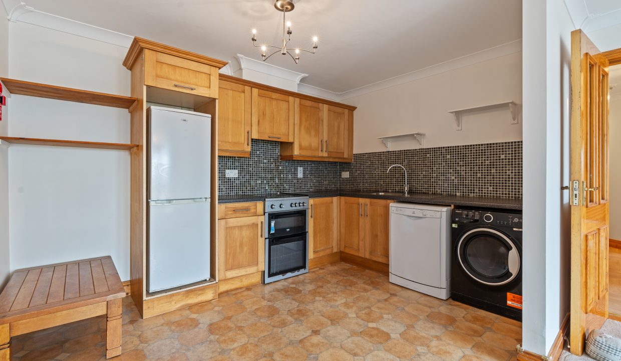 23 Maple Court - interior-16