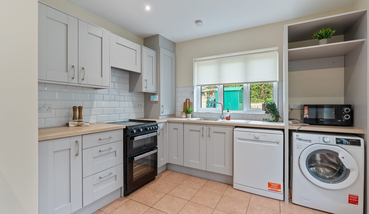 24 Awbeg - interior-10