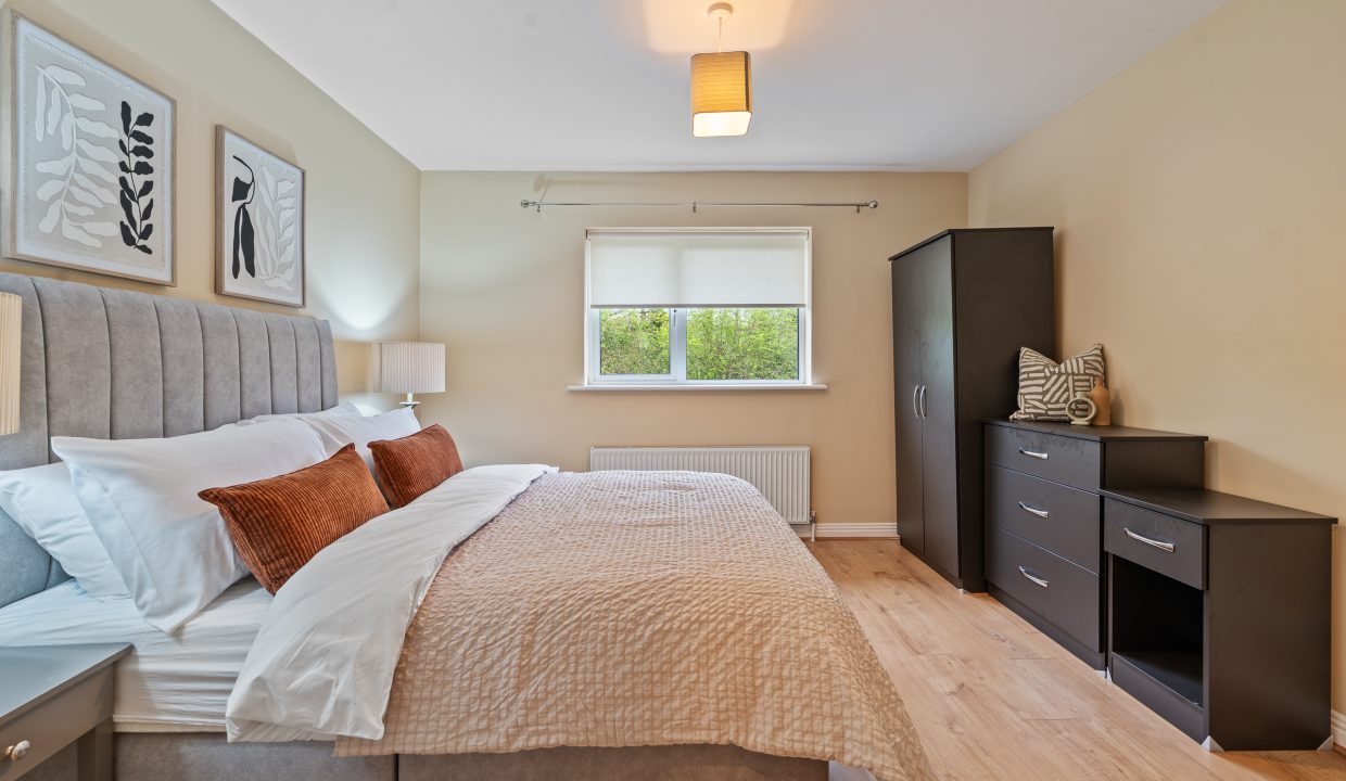 24 Awbeg - interior-18