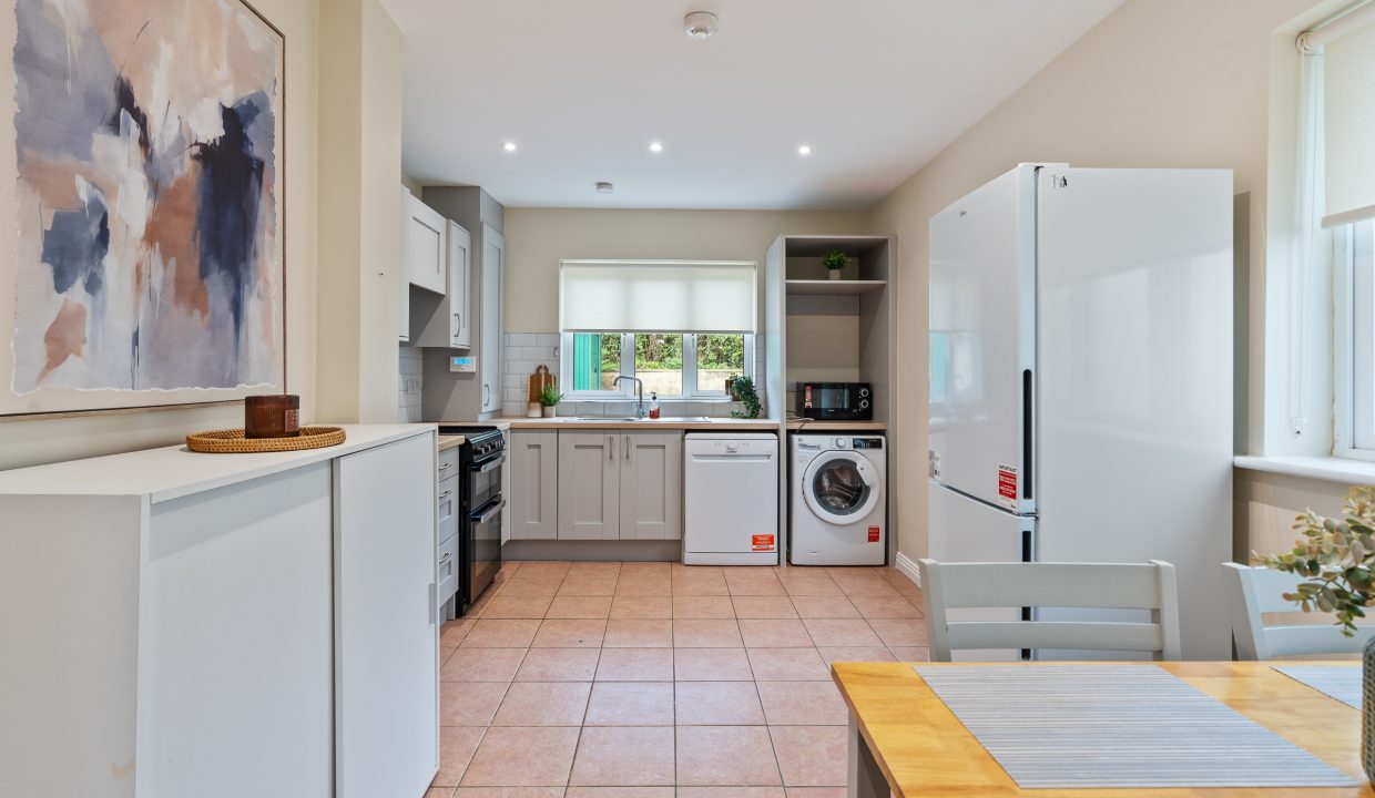 24 Awbeg - interior-8