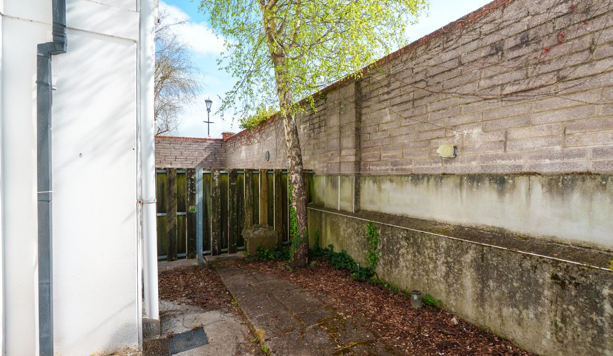 3 Sunview Court - exterior-12 edited