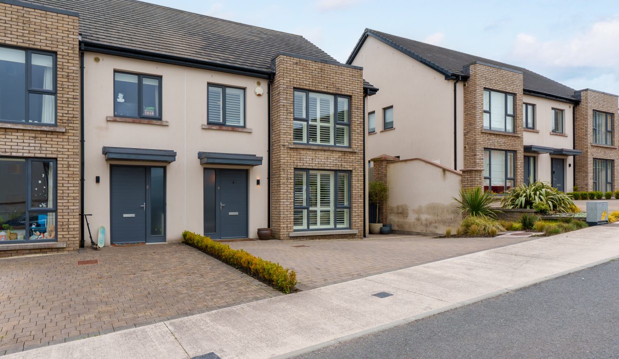 4 Birch View - exterior-1