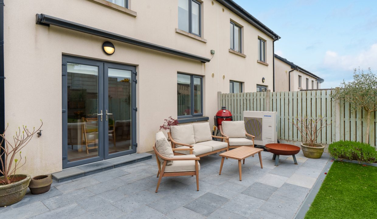 4 Birch View - exterior-10