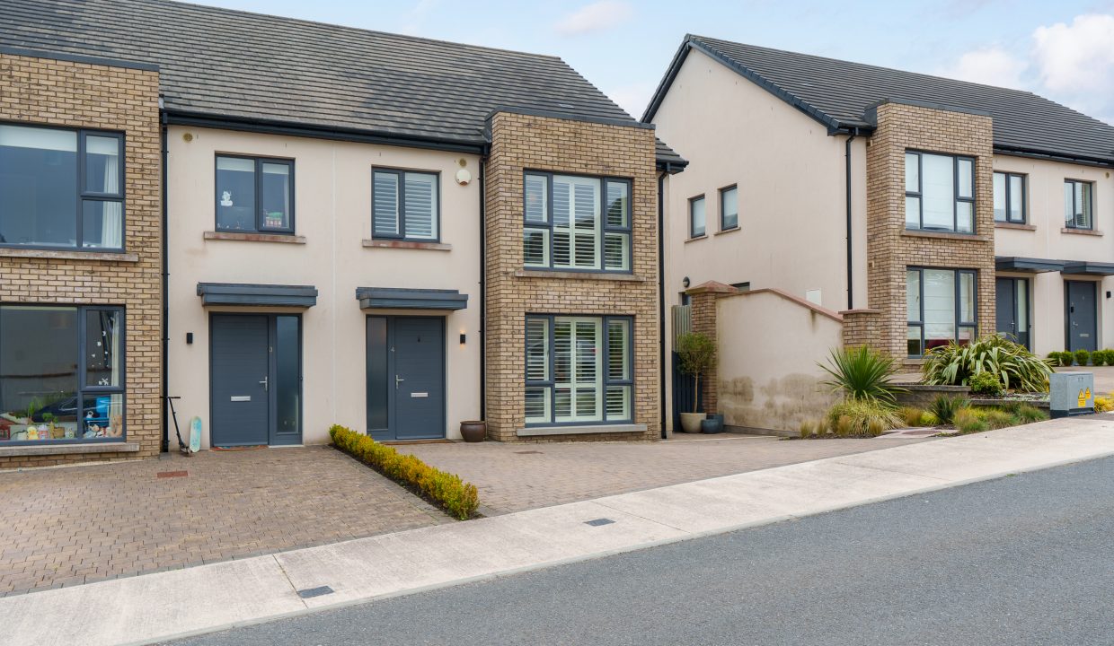 4 Birch View - exterior-2