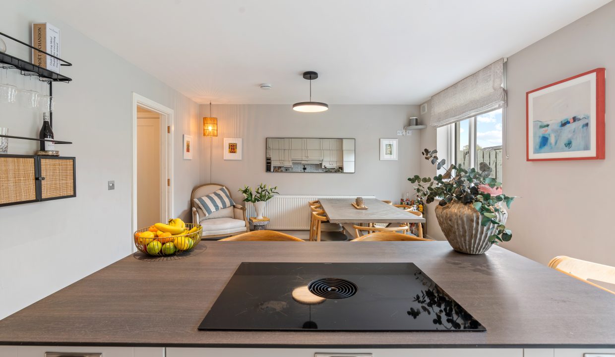 4 Birch View - interior-15