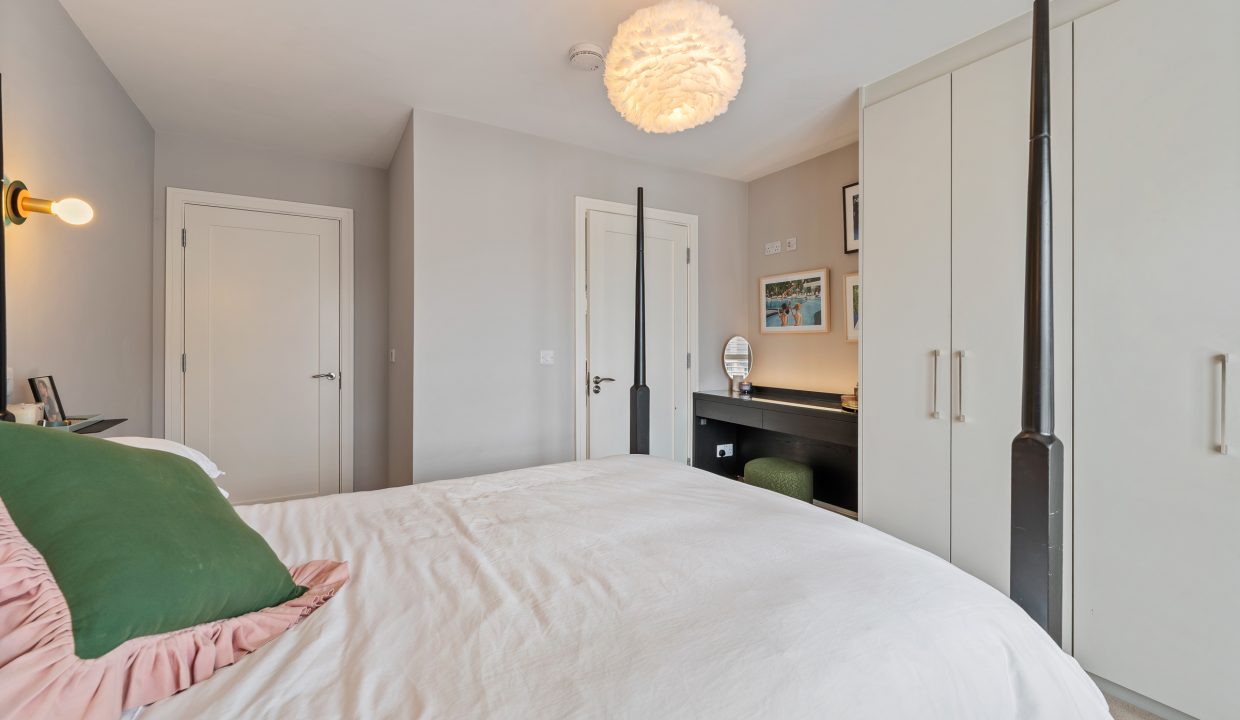 4 Birch View - interior-29