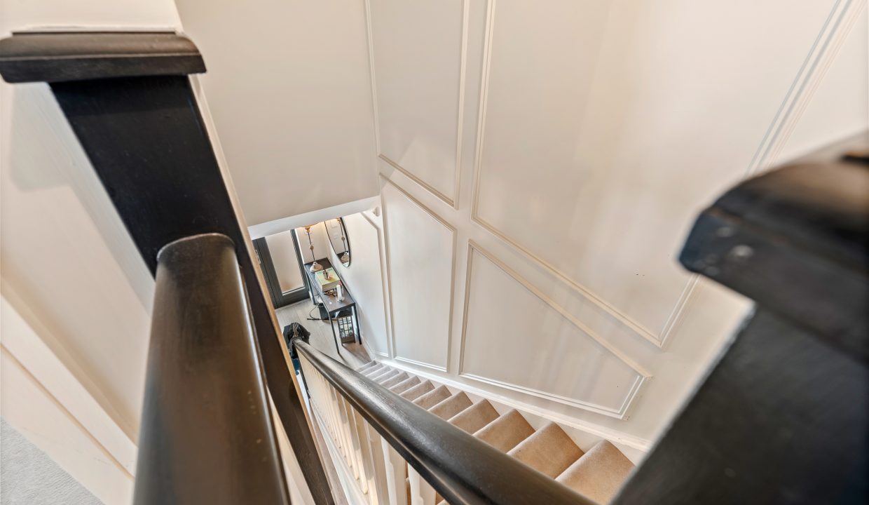 4 Birch View - interior-31