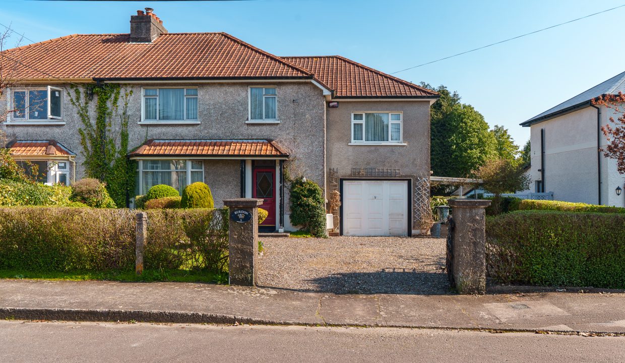 5 Menloe Gardens - exterior-1