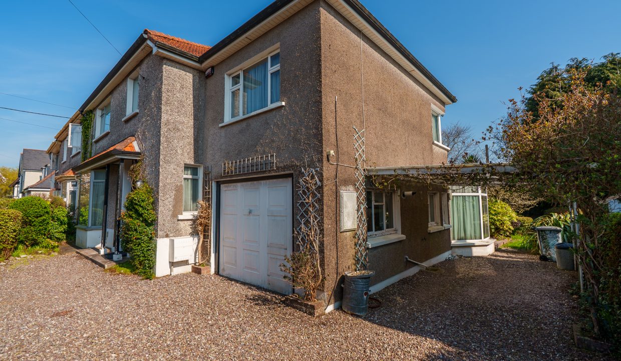 5 Menloe Gardens - exterior-10