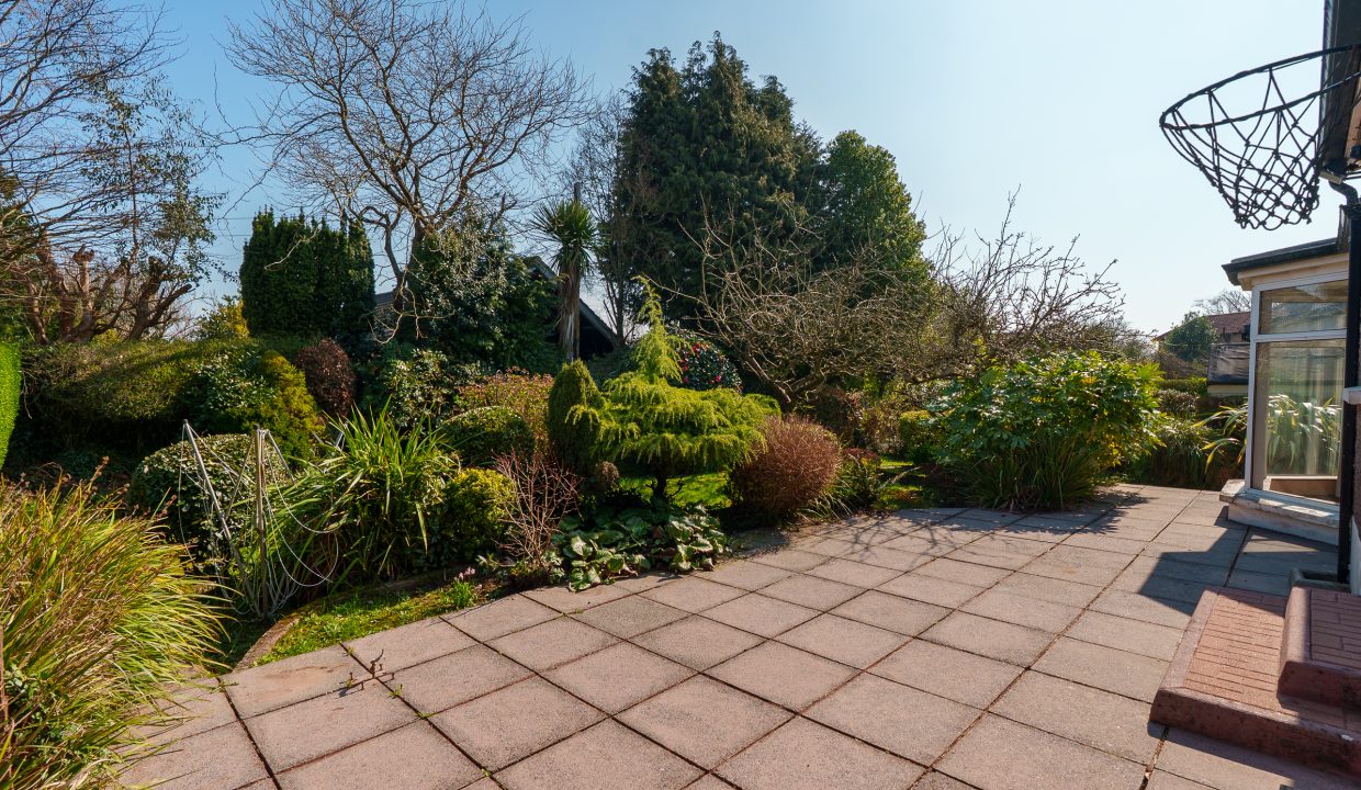 5 Menloe Gardens - exterior-14