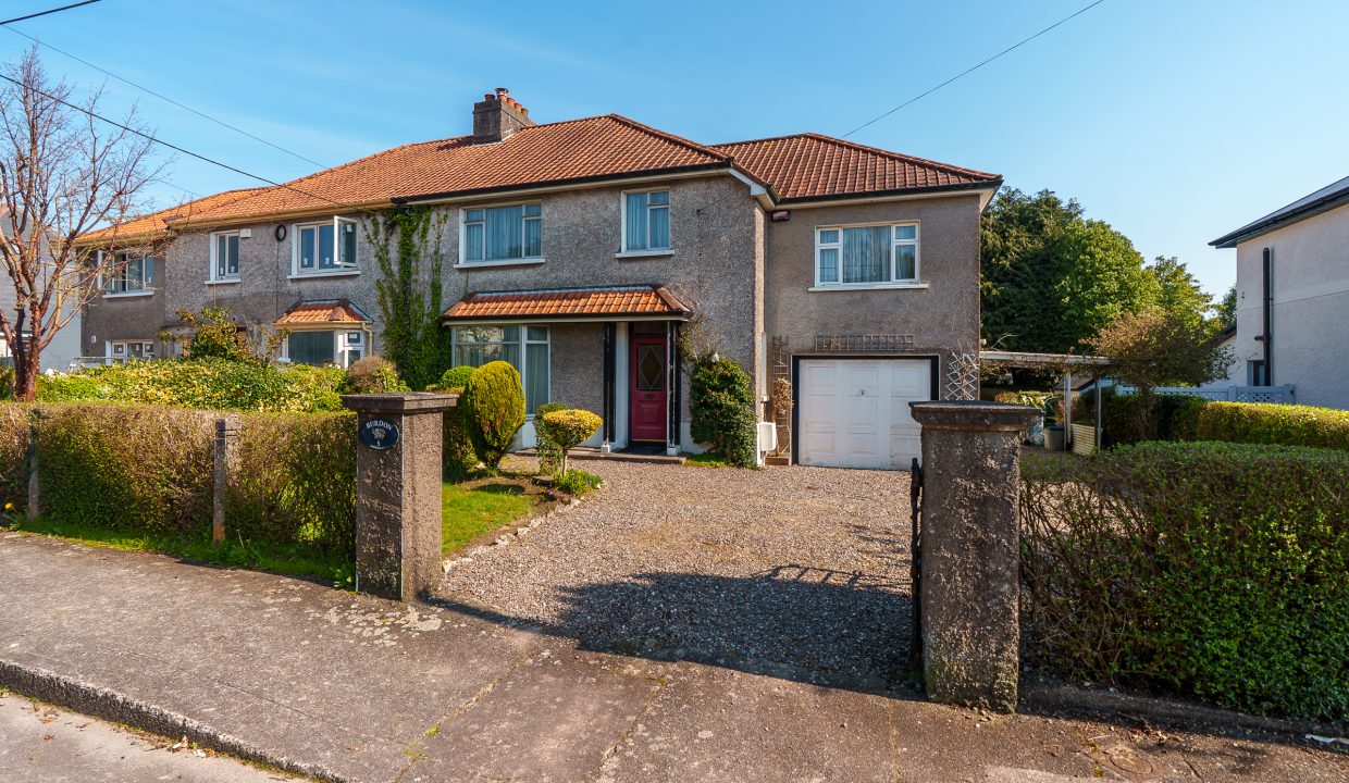 5 Menloe Gardens - exterior-3