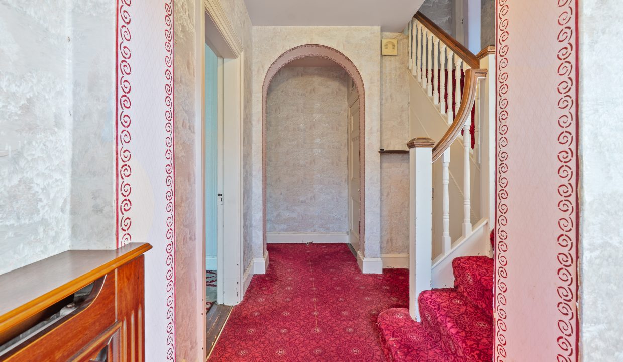 5 Menloe Gardens - interior-1