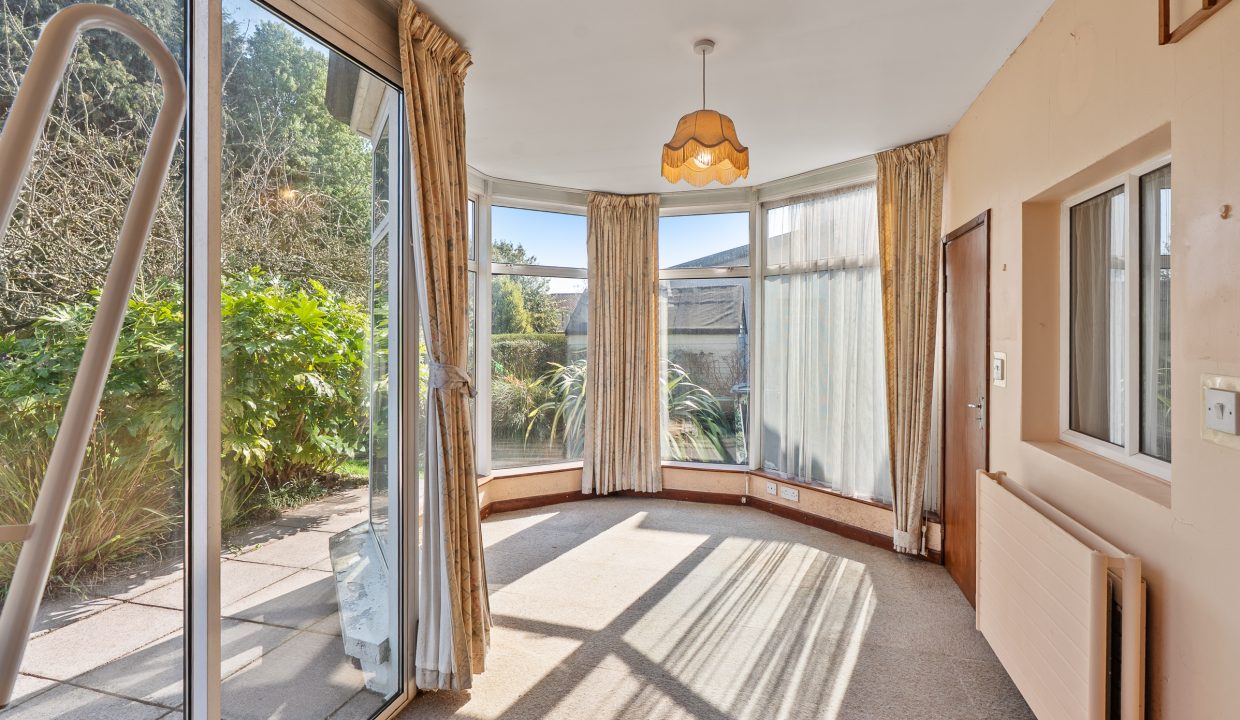 5 Menloe Gardens - interior-13