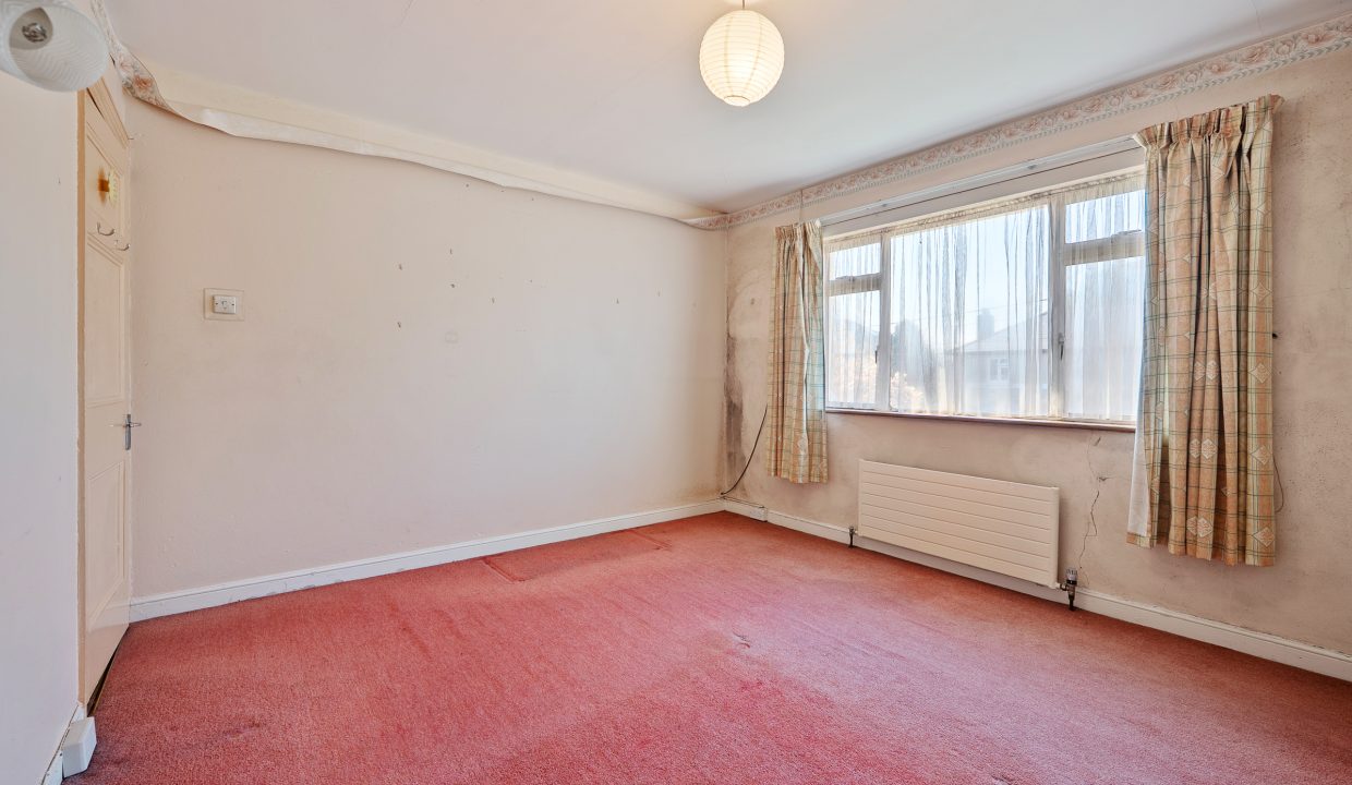 5 Menloe Gardens - interior-29