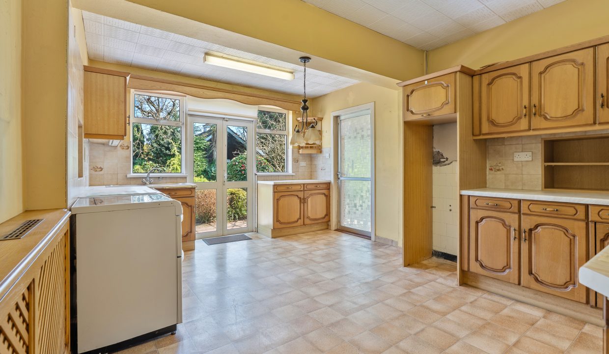 5 Menloe Gardens - interior-9