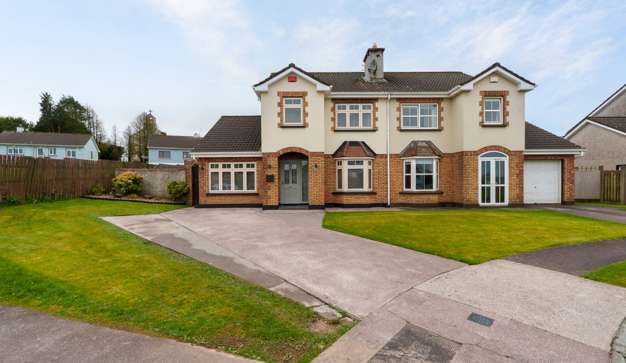 6 Clonard Lawn - exterior-11