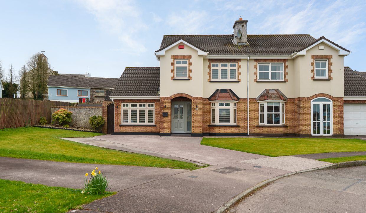 6 Clonard Lawn - exterior-9