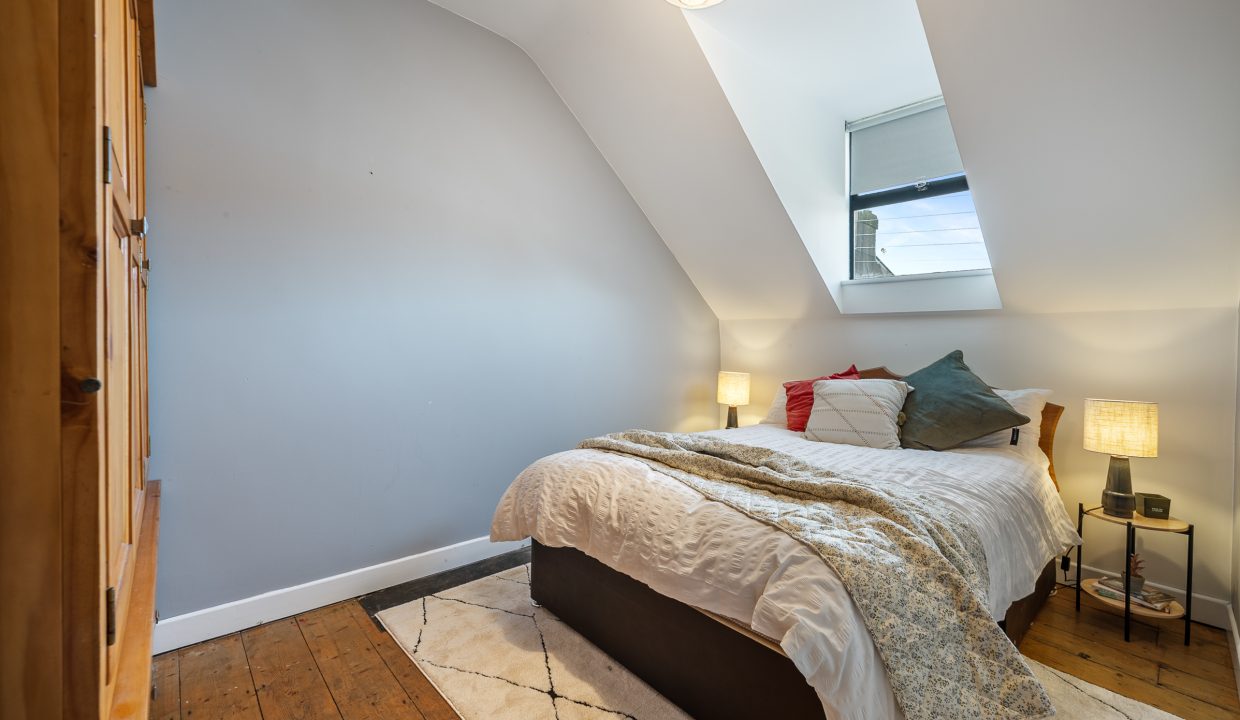 9 Woodland View - interior-19