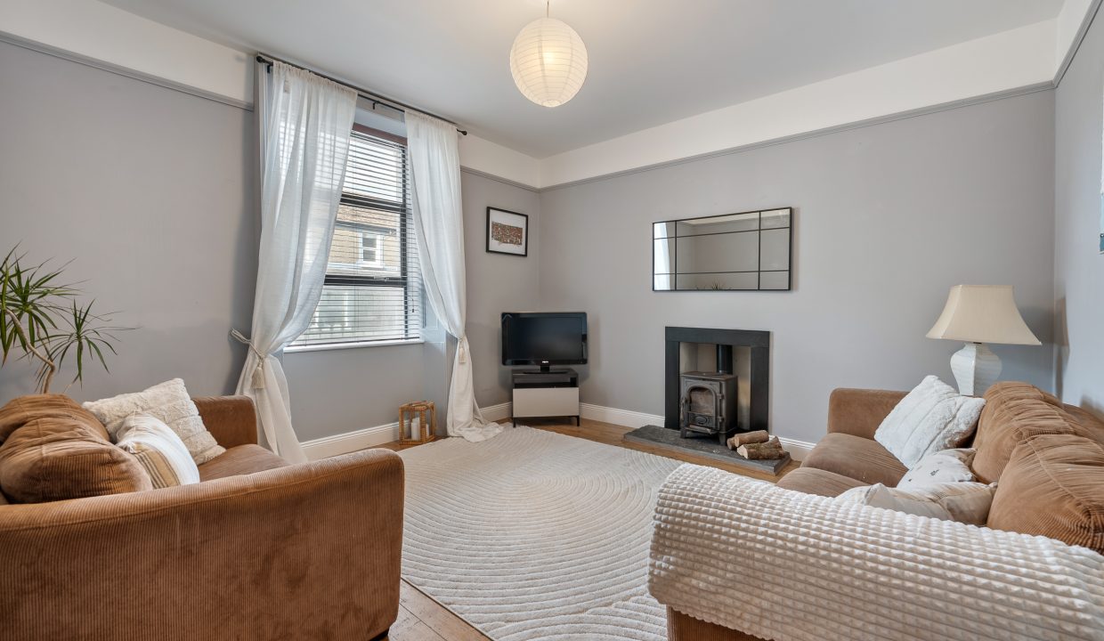 9 Woodland View - interior-9