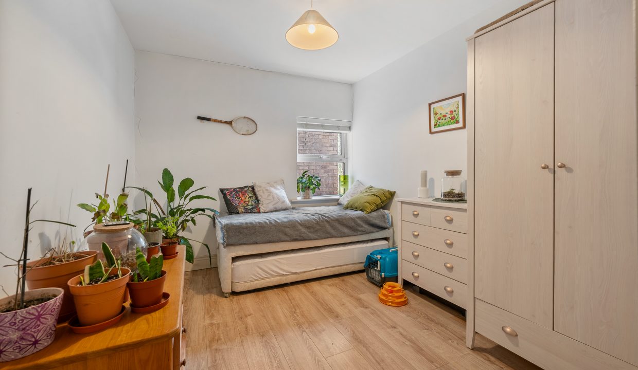 Apt 17 Woodville - interior-18