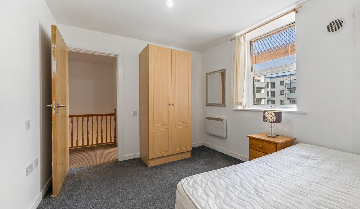 Apt 21, Glen Hall - interior-16