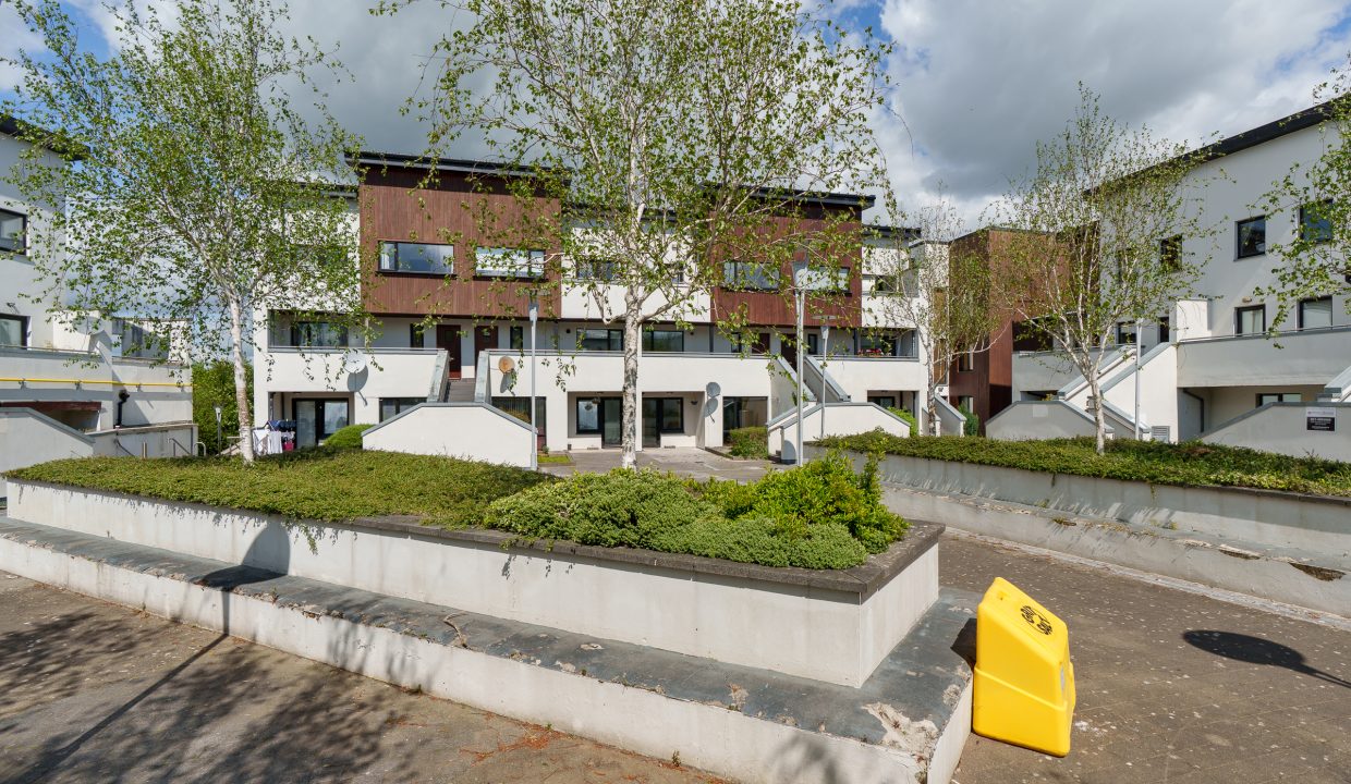 1 Buttery Court - exterior-3