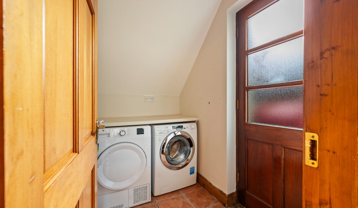 12 Marwood Avenue - interior-12