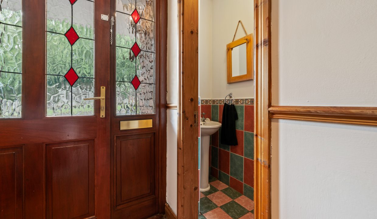 12 Marwood Avenue - interior-13