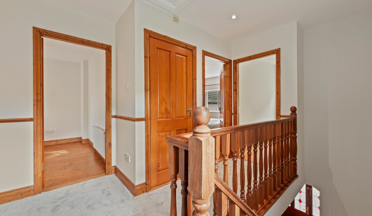12 Marwood Avenue - interior-14