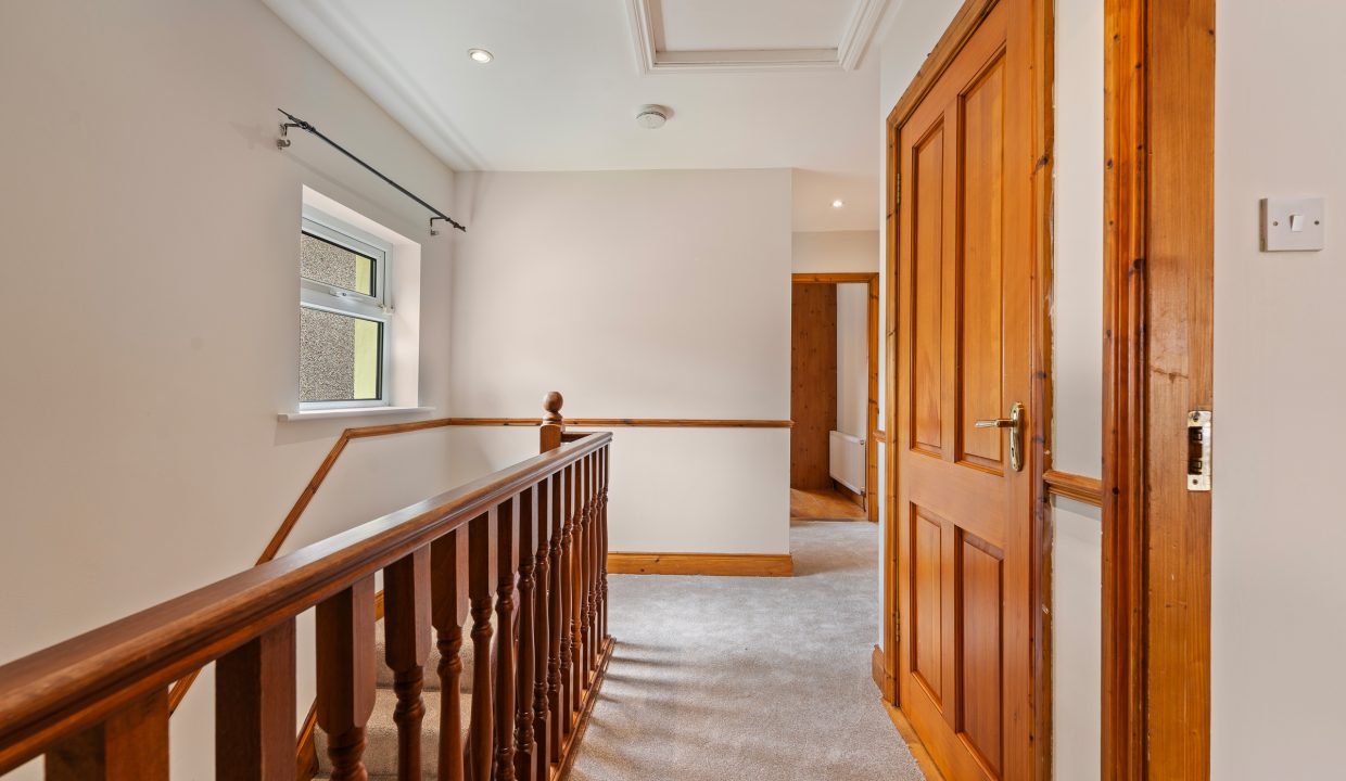 12 Marwood Avenue - interior-15