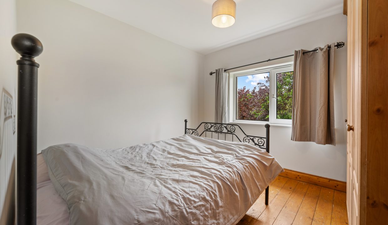 12 Marwood Avenue - interior-25