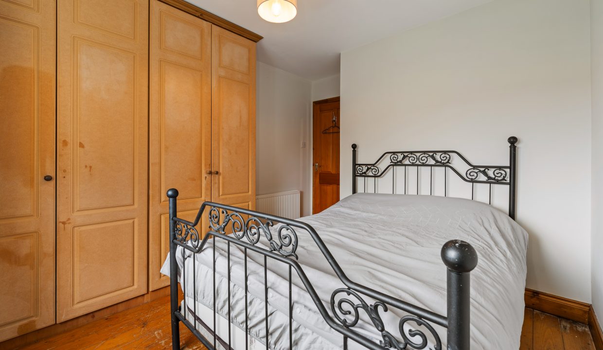 12 Marwood Avenue - interior-26