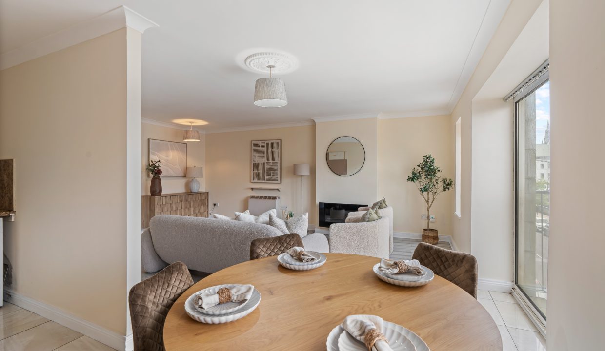 22 Dun Laoi - interior-17