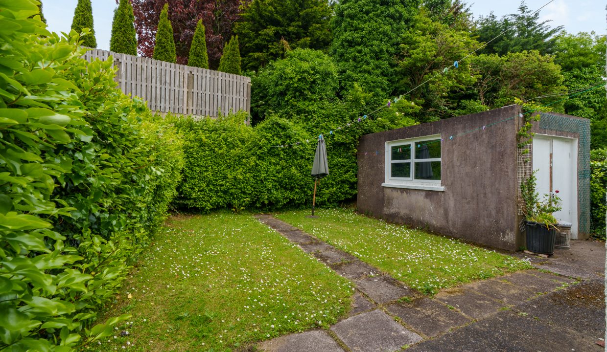 24 Greenhills Estate - exterior-6