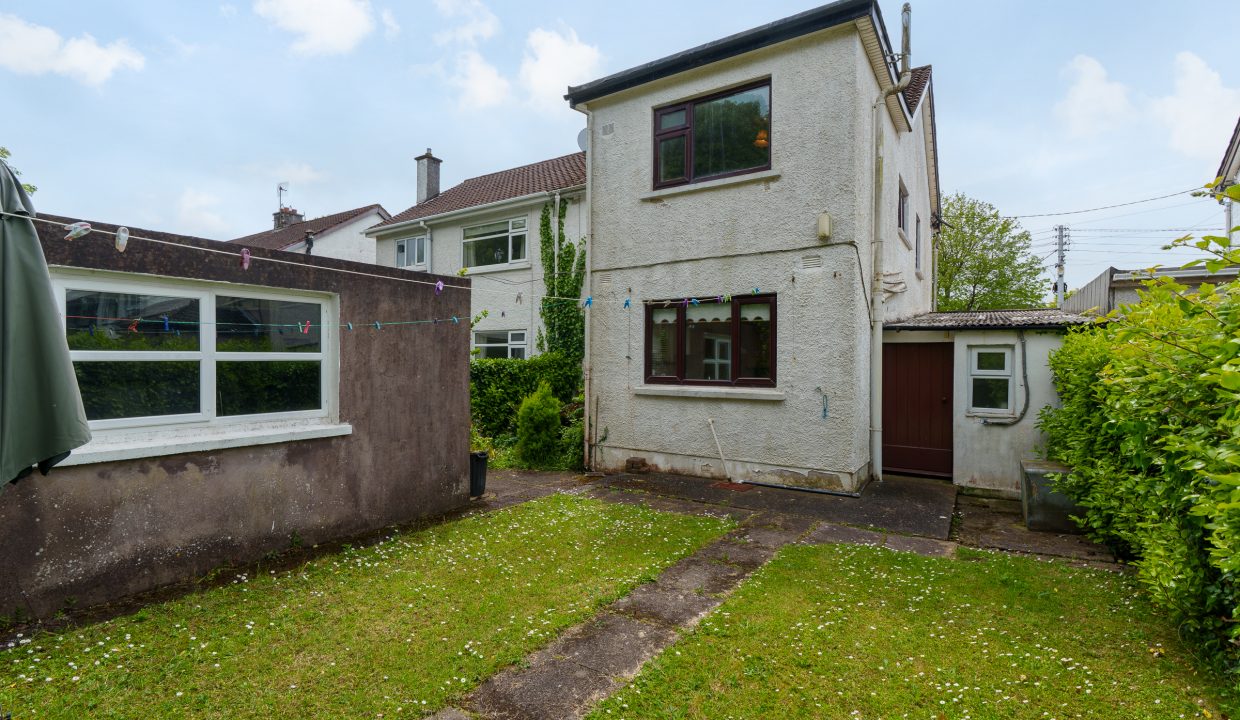 24 Greenhills Estate - exterior-8