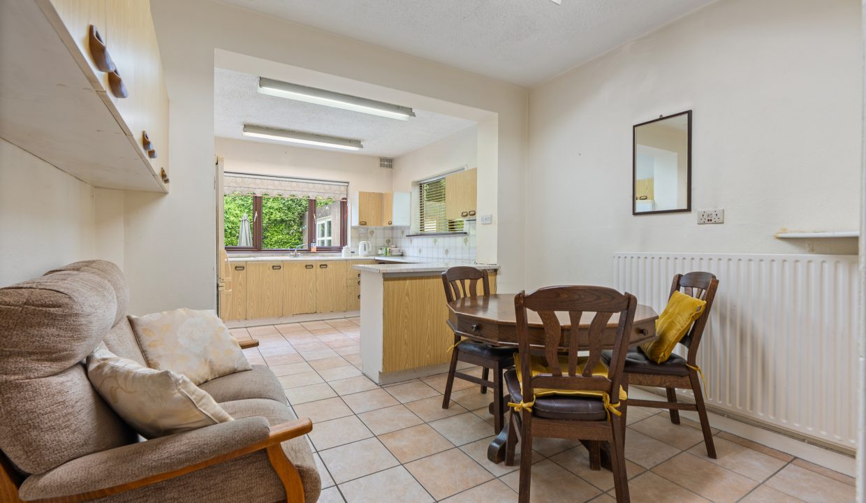 24 Greenhills Estate - interior-1